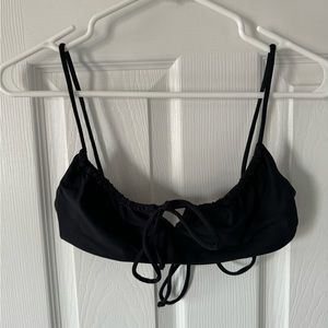 Skatie demi top size med in black